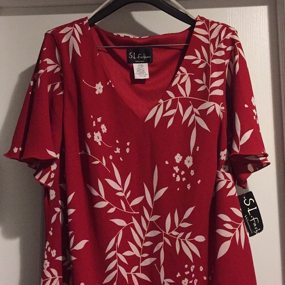 Brand New!! Red&white floral dress. 2 r available. - Picture 7 of 8